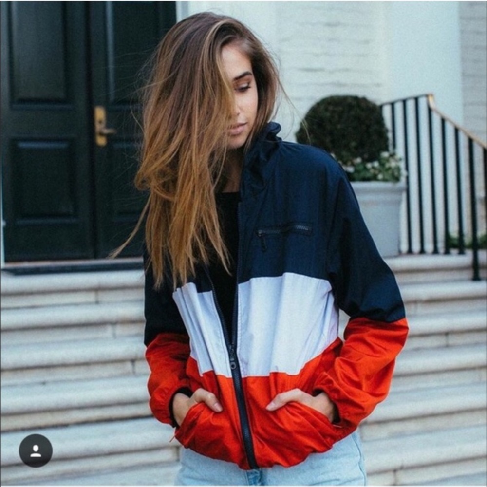 🔴⚪️🔵 Brandy Melville jacket